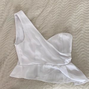 ONE SHOULDER WHITE TOP!
